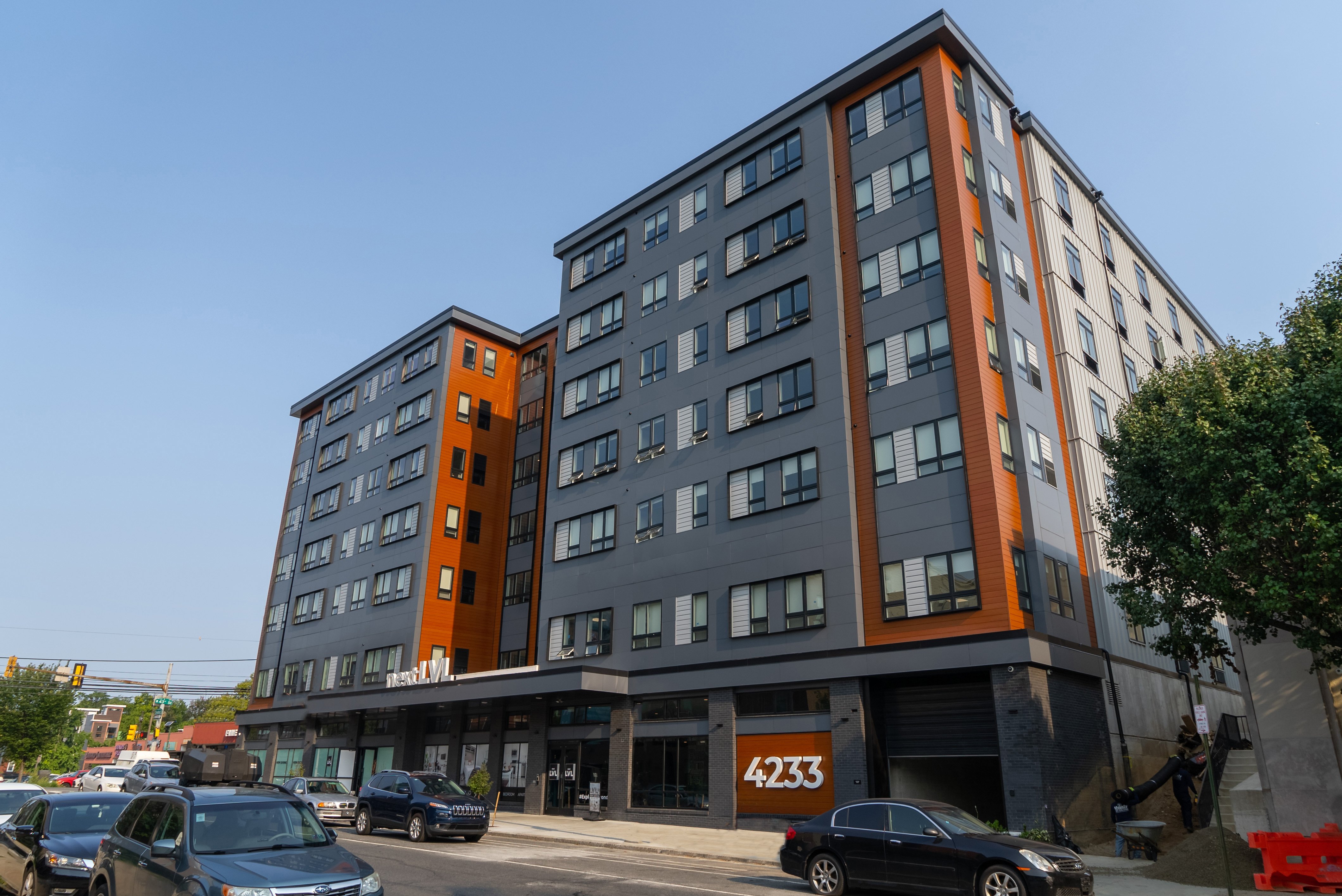 4233 Chestnut
